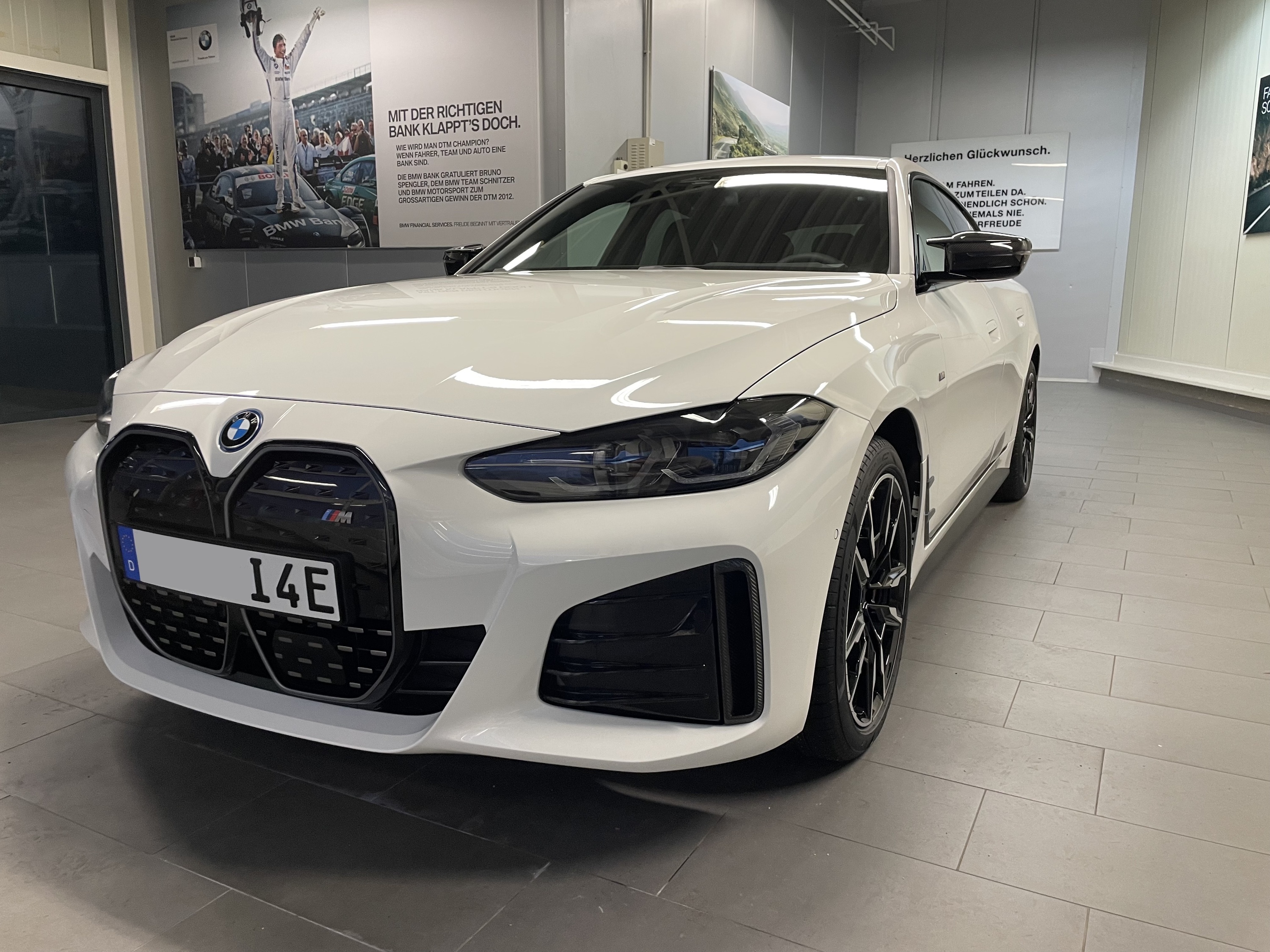 i4 m50 weiß Fahrzeugabholung - BMW i4 Forum - BMW i4 Elektro Forum