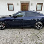 BMW i4 M50 in tansanitblau