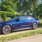 BMW i4 M50 in tansanitblau