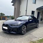 BMW i4 M50 in tansanitblau